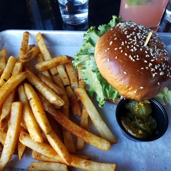 Britesmith Brewing - Williamsville - Double smash burger - Pizza Near Me - Williamsville, New York Britesmith Brewing - Williamsville - Double smash burger - Pizza Near Me - Williamsville, New York