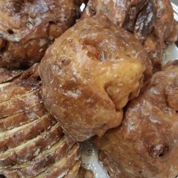 Ed's Custom Bakery - a plate of doughnuts - Bakeries Near Me - Conway, Arkansas Ed's Custom Bakery - a plate of doughnuts - Bakeries Near Me - Conway, Arkansas