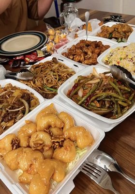 Fortune Chinese Food Take-Out by null