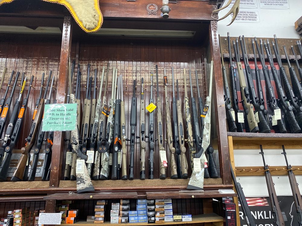 OUTDOOR SPORTSMAN Updated August 2024 21 Photos & 136 Reviews