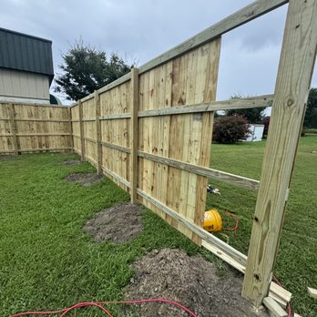 Picon Construction - Fence - Interior Design Near Me Picon Construction - Fence - Interior Design Near Me