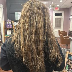 Salon Nova - They burned my hair.