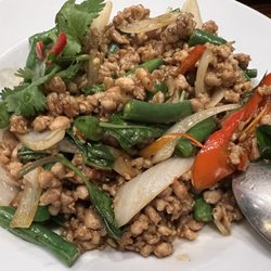Chat Thai - 43. Grapao Gai. Minced chicken, chili and holy basil