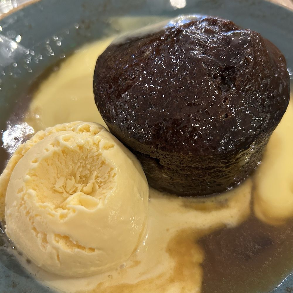 Mother Mash - Sticky toffee pudding with ice cream and custard - British Near Me - London, XGL Mother Mash - Sticky toffee pudding with ice cream and custard - British Near Me - London, XGL