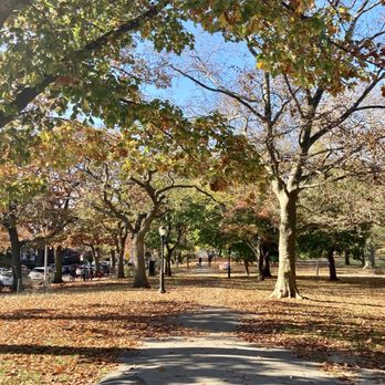 Owl's Head Park - Parks Near Me - Brooklyn, New York