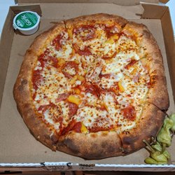 Papa Johns Pizza - Pepperoni & Pineapple