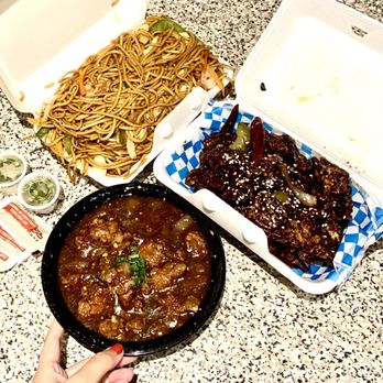 Premium Hakka House - a variety of food items - Halal Near Me - Milton, Ontario