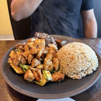 Kumo Sushi & Hibachi - Steak and Chicken Hibachi w fried rice - Sushi Bars Near Me - Windham, New Hampshire Kumo Sushi & Hibachi - Steak and Chicken Hibachi w fried rice - Sushi Bars Near Me - Windham, New Hampshire