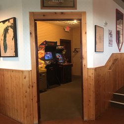 Hoppie's Landing - Game room