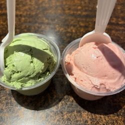Tokyo Town Sushi - Green tea and strawberry ice cream