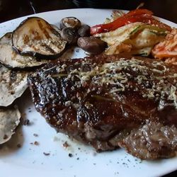 Restaurant Mediterran Bei Zoran - Lecker Steak, mit Grillgemüse und Reis