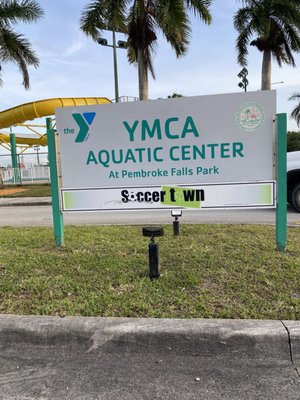 PEMBROKE PINES YMCA AQUATIC CENTER - Updated June 2026 - 15 Photos & 17 ...
