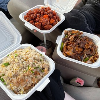 Good Neighbor Seafood Restaurant - Salty fish fried rice, beef chow fun, sweet and sour pork - Seafood Near Me - Newark, California Good Neighbor Seafood Restaurant - Salty fish fried rice, beef chow fun, sweet and sour pork - Seafood Near Me - Newark, California