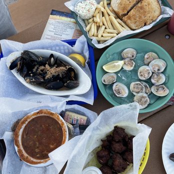 Boondocks Restaurant - boondocks fish sandwich, clams, conch fritters, conch chowder - Seafood Near Me - Port Orange, Florida Boondocks Restaurant - boondocks fish sandwich, clams, conch fritters, conch chowder - Seafood Near Me - Port Orange, Florida