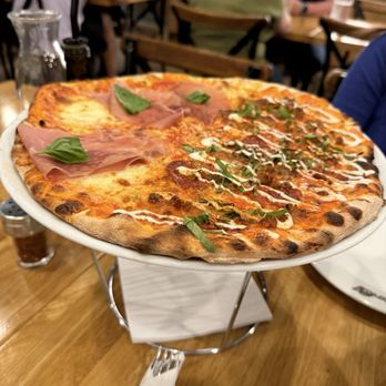 Mister O1 Extraordinary Pizza Dr Phillips - Mimmo & Daniele - Italian Near Me - Orlando, Florida Mister O1 Extraordinary Pizza Dr Phillips - Mimmo & Daniele - Italian Near Me - Orlando, Florida
