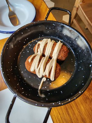 Cantinho do Avillez by null