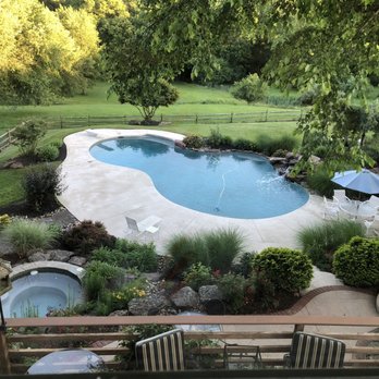 Green Lawn Fertilizing - Tree Services Near Me - West Chester, Pennsylvania Green Lawn Fertilizing - Tree Services Near Me - West Chester, Pennsylvania