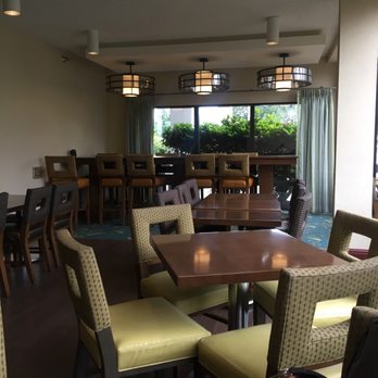 Hampton Inn Seattle/Southcenter - Breakfast are - Hotels Near Me - Tukwila, Washington Hampton Inn Seattle/Southcenter - Breakfast are - Hotels Near Me - Tukwila, Washington