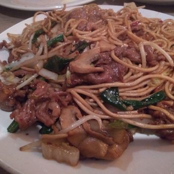 Dumpling Inn - Lamb chow mein - Chinese Near Me - San Diego, California Dumpling Inn - Lamb chow mein - Chinese Near Me - San Diego, California