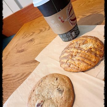 Peet's Coffee - Latte + Maple scone + chocolate chip cookie - Coffee & Tea Near Me - San Francisco, California Peet's Coffee - Latte + Maple scone + chocolate chip cookie - Coffee & Tea Near Me - San Francisco, California
