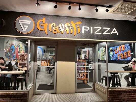 Graffiti Pizza by null