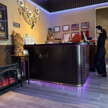 Yan Spa & Massage - Front desk area - Massage Near Me - Benicia, California Yan Spa & Massage - Front desk area - Massage Near Me - Benicia, California