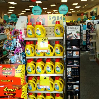 CVS PHARMACY - Updated December 2025 - 28 Photos - 18585 East Warren ...