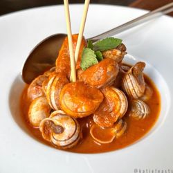 Sa Domu Sarda - Sardinian snails in tomato sauce