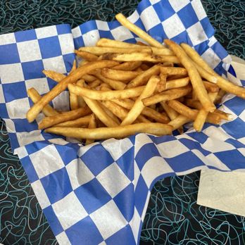Charlie's Hamburgers - Large fries - Burgers Near Me - Folsom, Pennsylvania