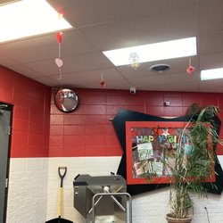 Star Roller Rink - Lobby