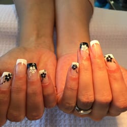 Lio Nails