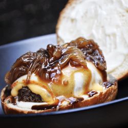 Wagyu Pho Burger !