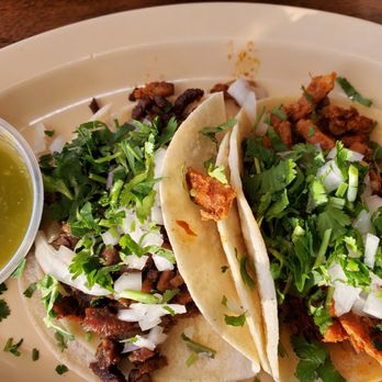 Efren's Mexican Restaurant - 1 al pastor 1 asada - Mexican Near Me - Santa Maria, California