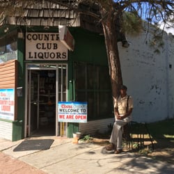 Country Club Liquors