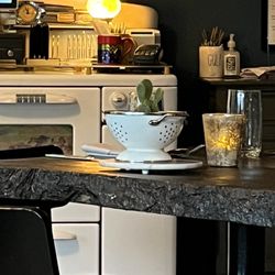 Salt of the Earth Bistro - Interior view