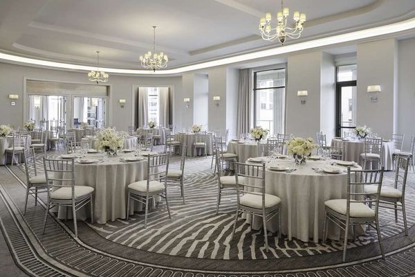 Waldorf Astoria Atlanta Buckhead by null