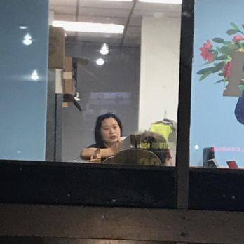 Pho 24 - Restaurant worker without mask during co-vid 19 - Vietnamese Near Me - Decatur, Georgia