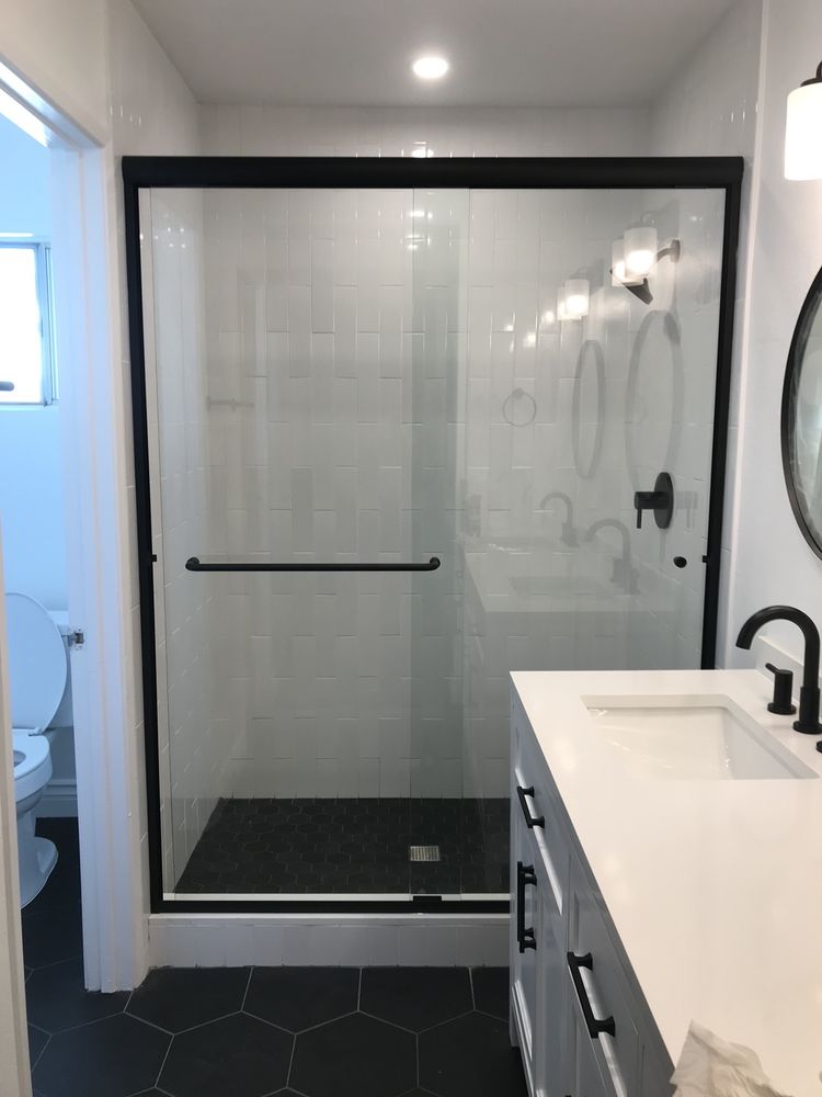 CRESPO’S GLASS AND GLAZING Updated September 2024 149 Photos 664