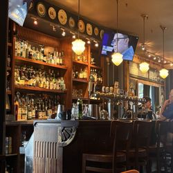 The House On Parliament - Bar area