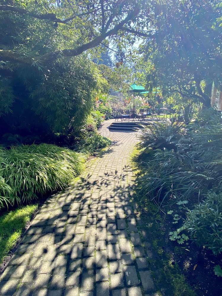 PowellsWood Garden - wedding in Federal Way, WA