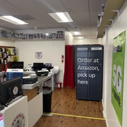 Advanced Repair Center - Amazon locker location