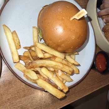Yardbird Table & Bar - Southern Near Me - Miami Beach, Florida