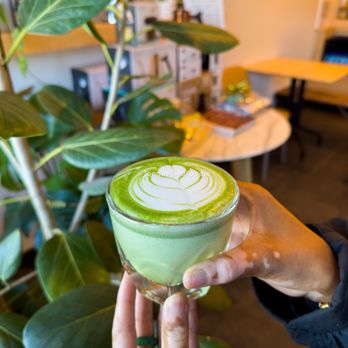 Wave 3 Coffee and Chocolate - Matcha latte - Coffee & Tea Near Me - Atlanta, Georgia