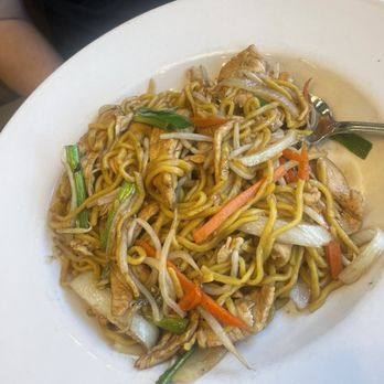 Basil Asian Bistro - Lo Mein - Szechuan Near Me - Wooster, Ohio