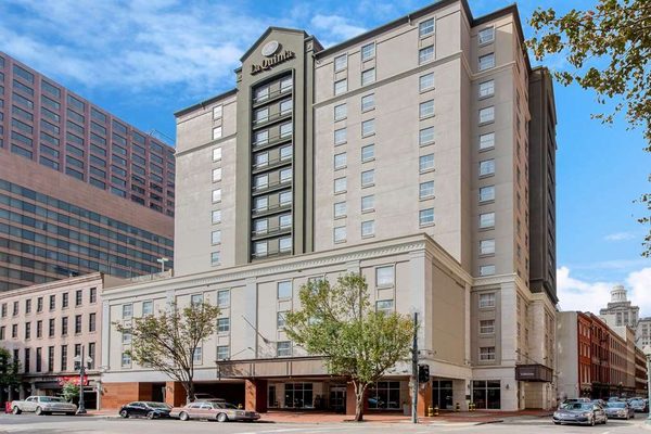La Quinta Inn & Suites by Wyndham New Orleans Downtown by null