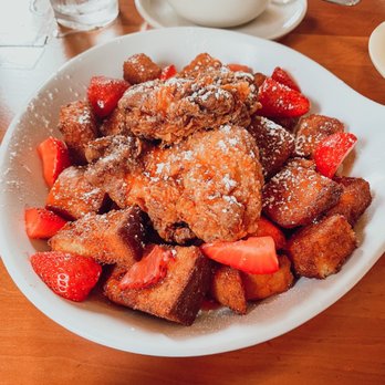 Ruby Slipper Mobile - Sweet Heat Chicken & French Toast Bites - Breakfast & Brunch Near Me - Mobile, Alabama Ruby Slipper Mobile - Sweet Heat Chicken & French Toast Bites - Breakfast & Brunch Near Me - Mobile, Alabama