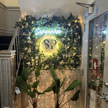Sampannee Thai - Thai Near Me - Washington, DC, District of Columbia