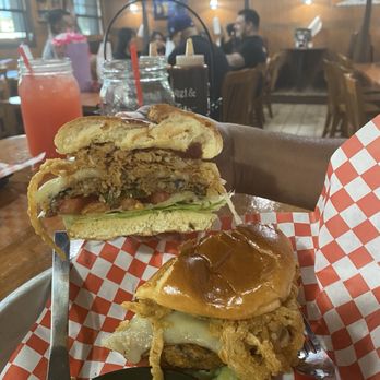 Famous Dave's Bar-B-Que - Veggie Burger - Barbeque Near Me - Redlands, California Famous Dave's Bar-B-Que - Veggie Burger - Barbeque Near Me - Redlands, California