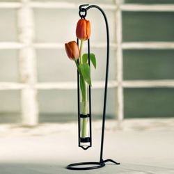 Couronne Company - Bring a fresh approach to event & wedding centerpieces or home tabletops while showcasing small floral arrangements or single stems.