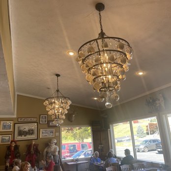 Kathy's Restaurant - Breakfast & Brunch Near Me - Staunton, Virginia